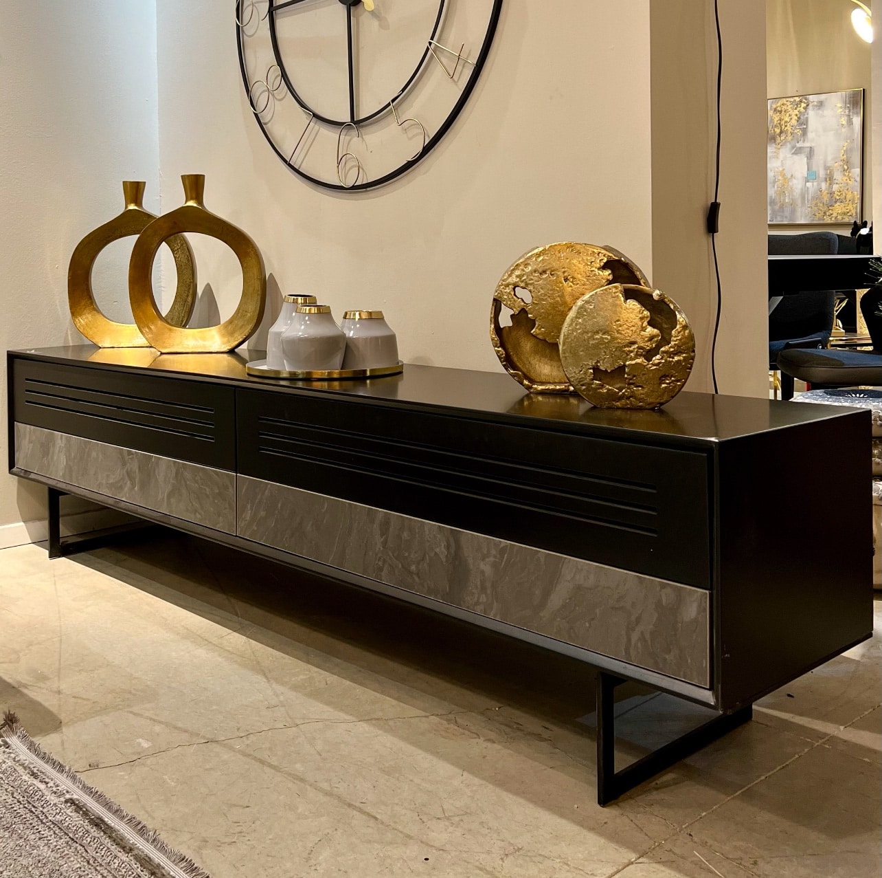 מזנון מעוצב דגם רומא - עיצוב אישי (גודל עד 240, גוון לבחירה ממניפות טמבור ונירלט)