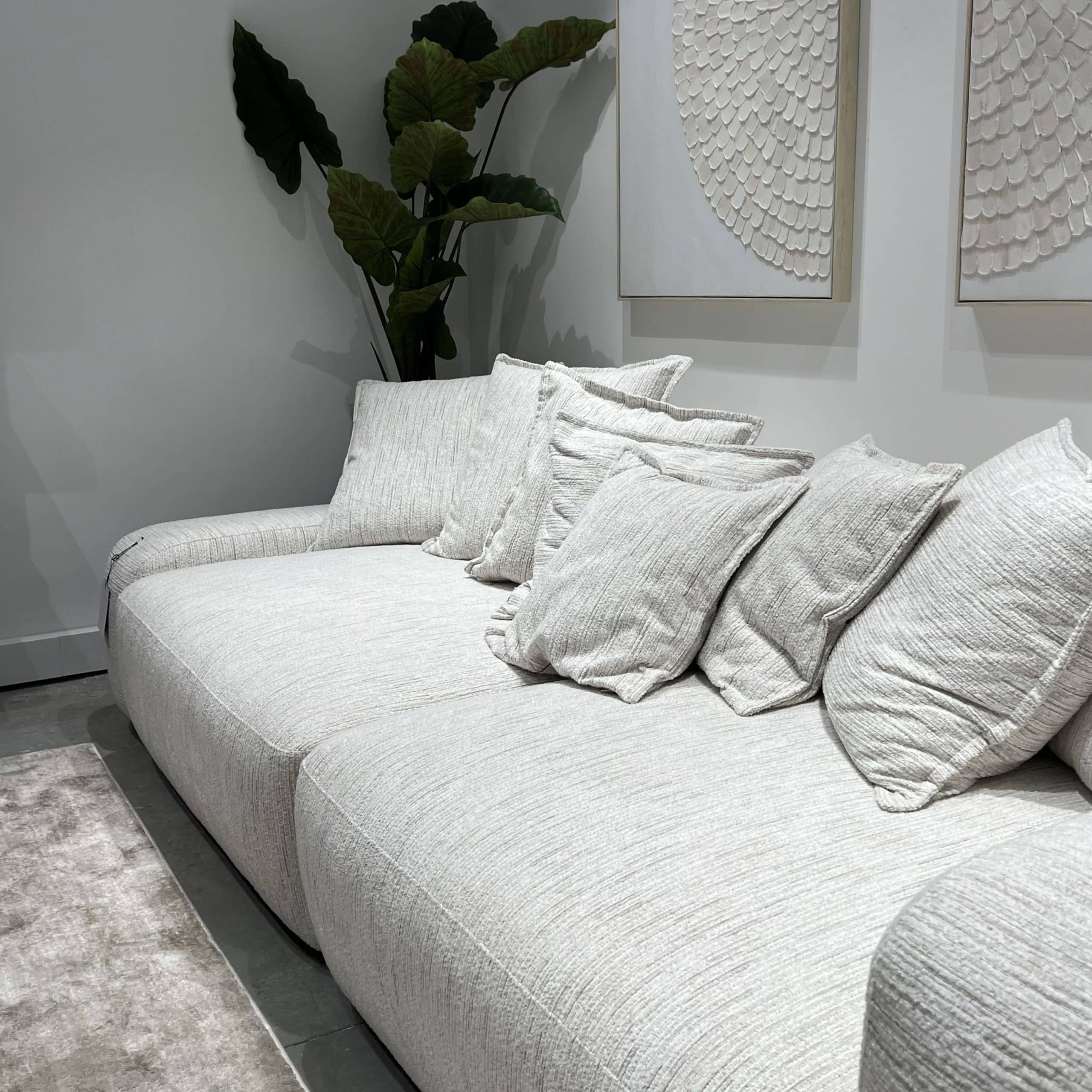 ספה מפנקת דגם טורנטו | בעיצוב אישי ספה מפנקת דגם טורנטו | בעיצוב אישי