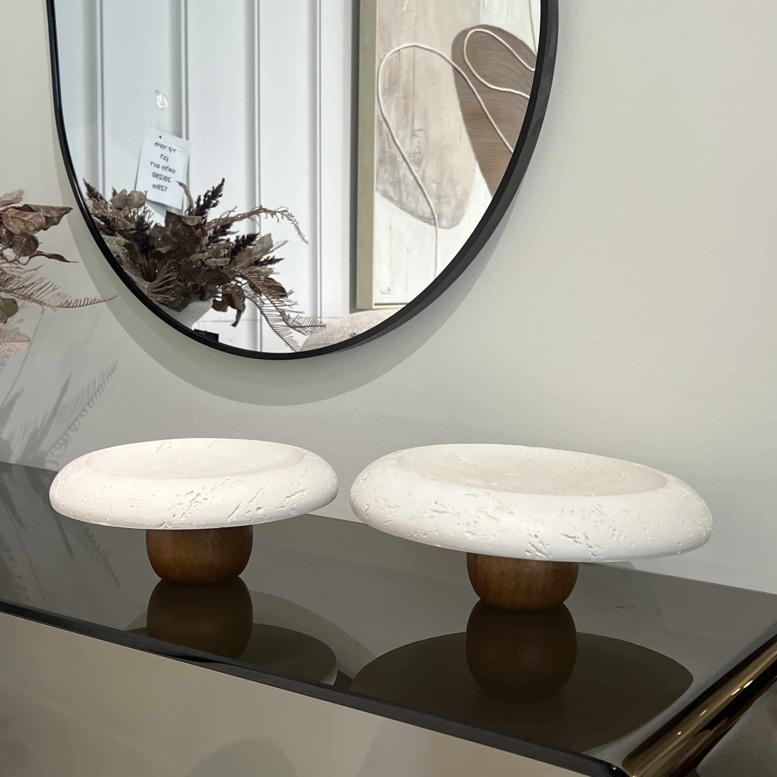 מגש מעוצב אבן על רגל עץ דגם איקו מגש מעוצב אבן על רגל עץ דגם איקו