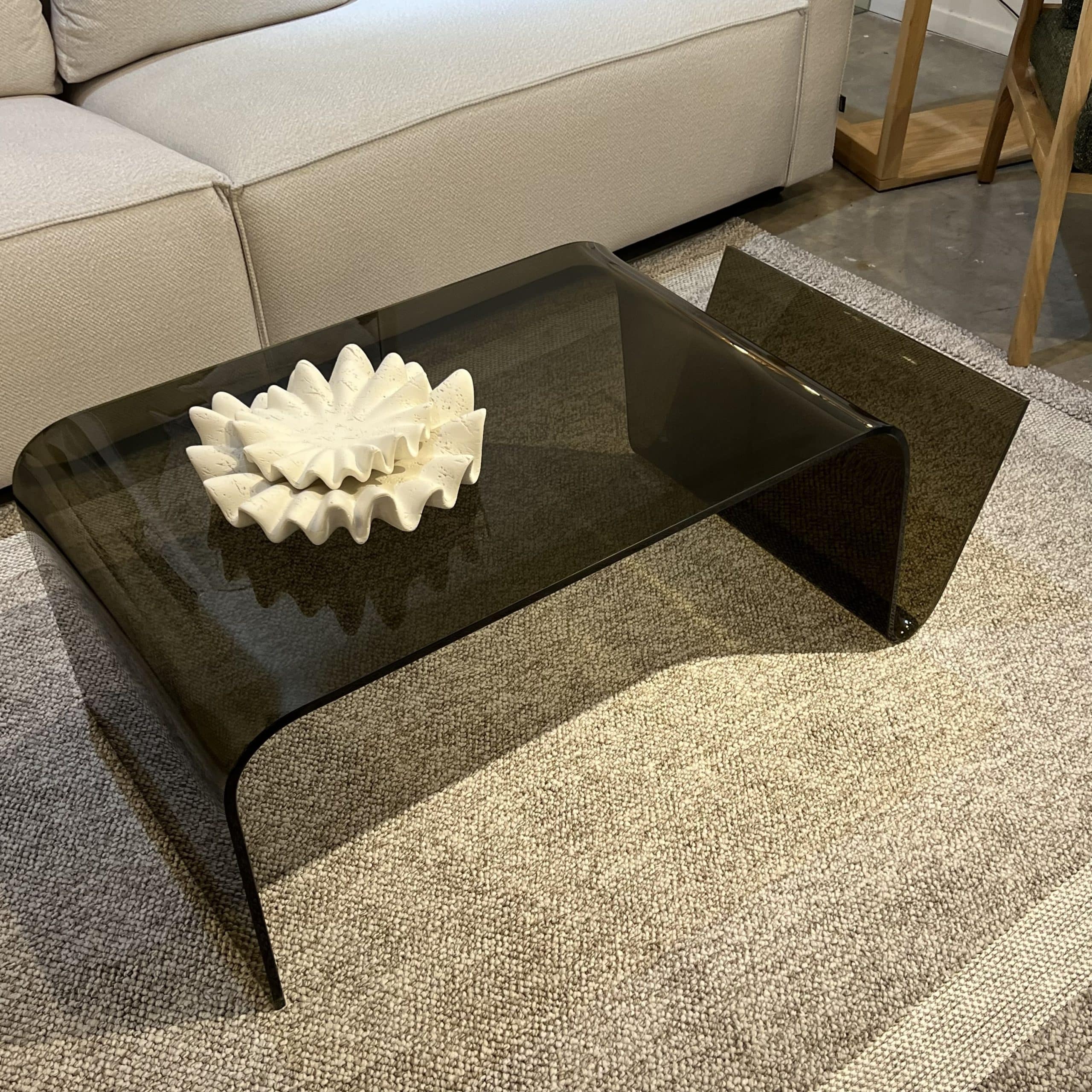 שולחן סלון מעוצב מלבני תא לספרים זכוכית חומה דגם פלור שולחן סלון מעוצב מלבני תא לספרים זכוכית חומה דגם פלור