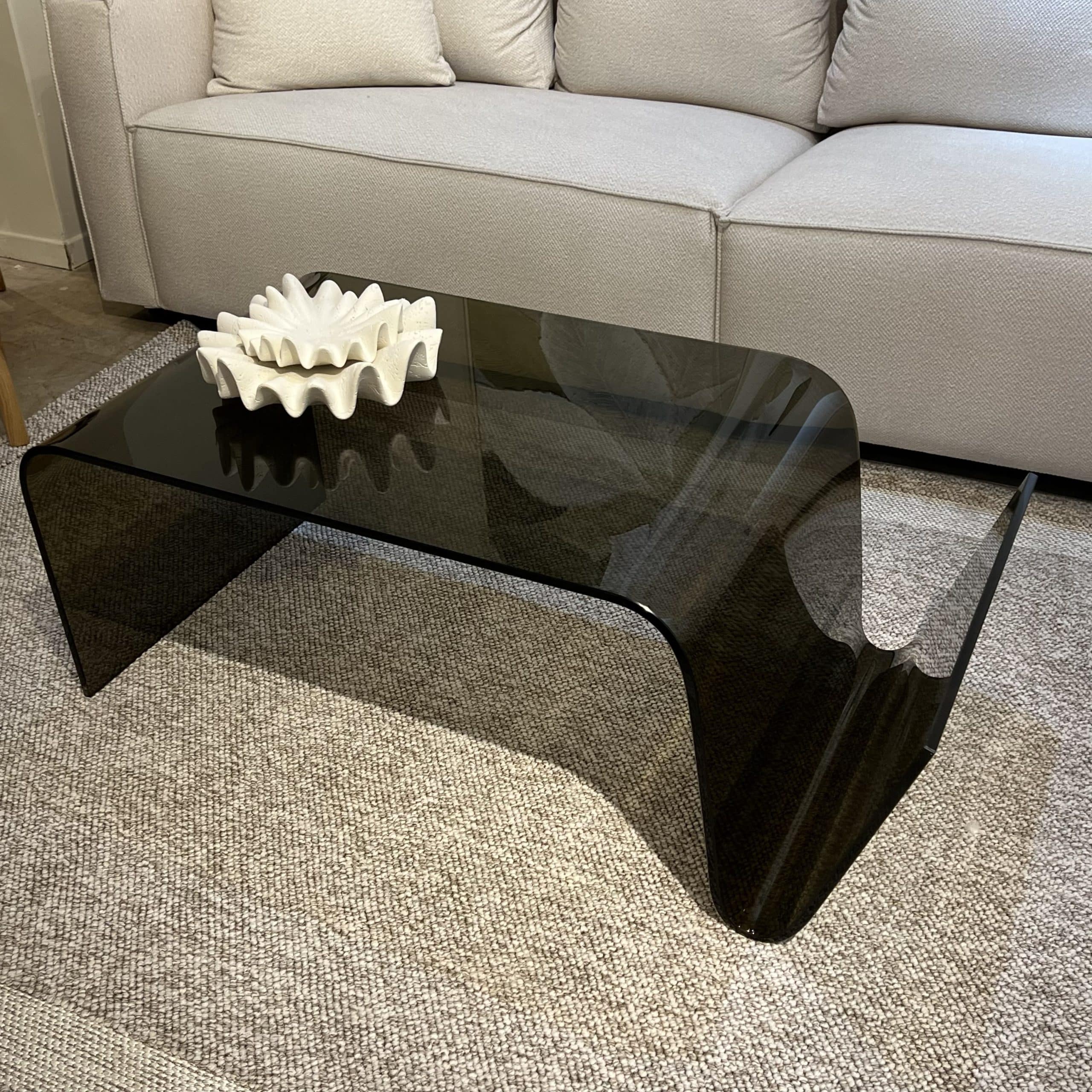 שולחן סלון מעוצב מלבני תא לספרים זכוכית חומה דגם פלור שולחן סלון מעוצב מלבני תא לספרים זכוכית חומה דגם פלור