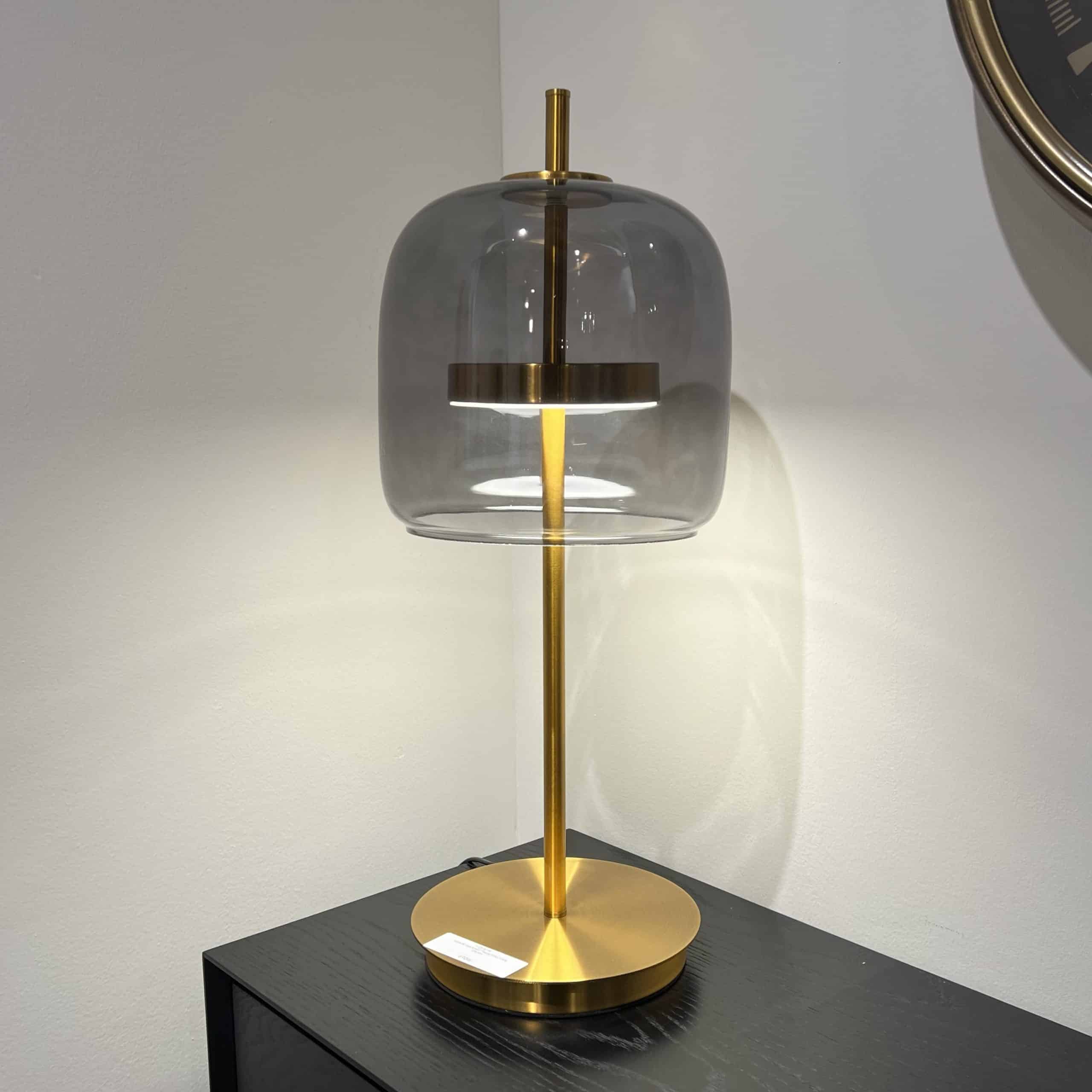 מנורה שולחן קלאסיק זכוכית אפורה 24/56 דגם פלור מנורה שולחן קלאסיק זכוכית אפורה 24/56 דגם פלור