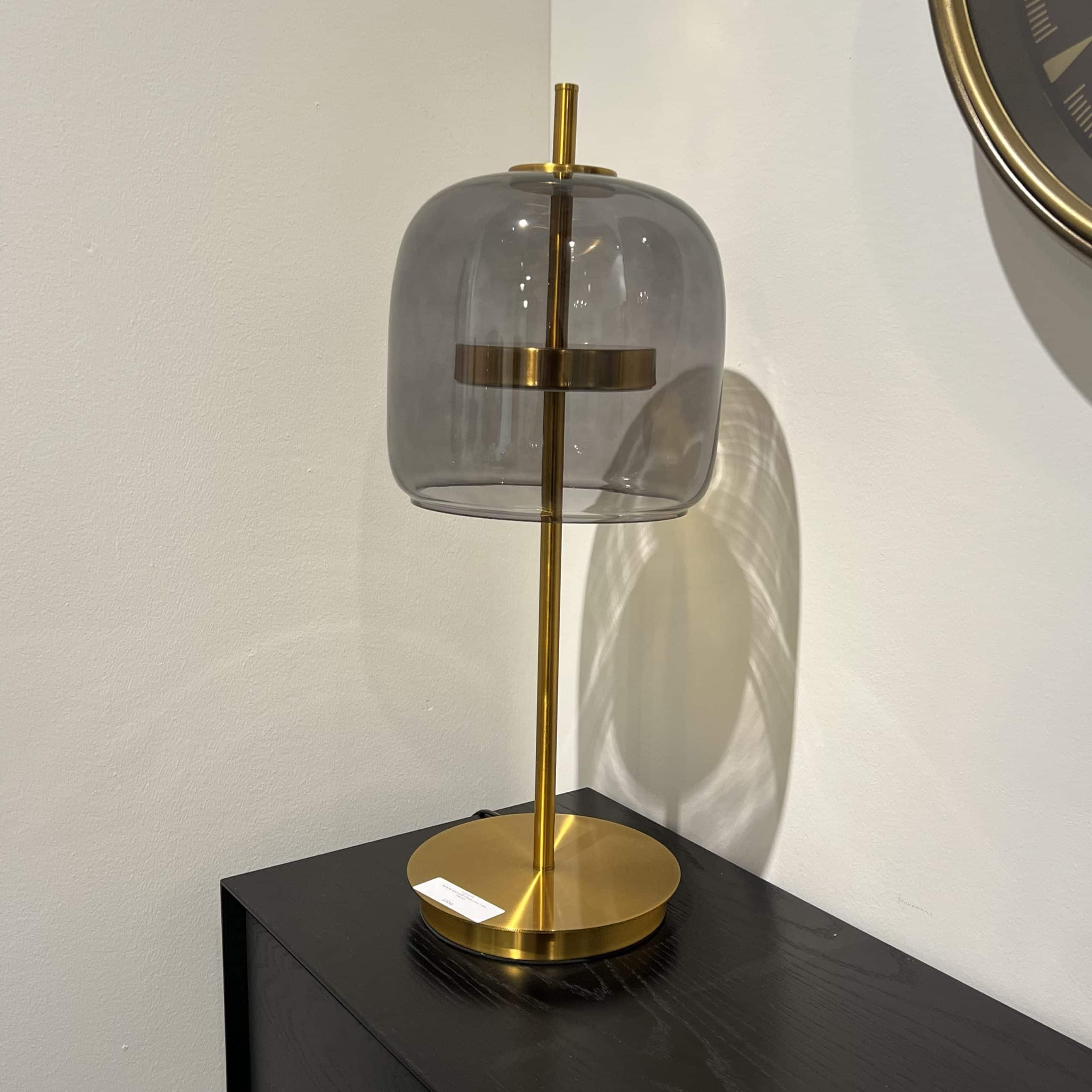 מנורה שולחן קלאסיק זכוכית אפורה 24/56 דגם פלור מנורה שולחן קלאסיק זכוכית אפורה 24/56 דגם פלור