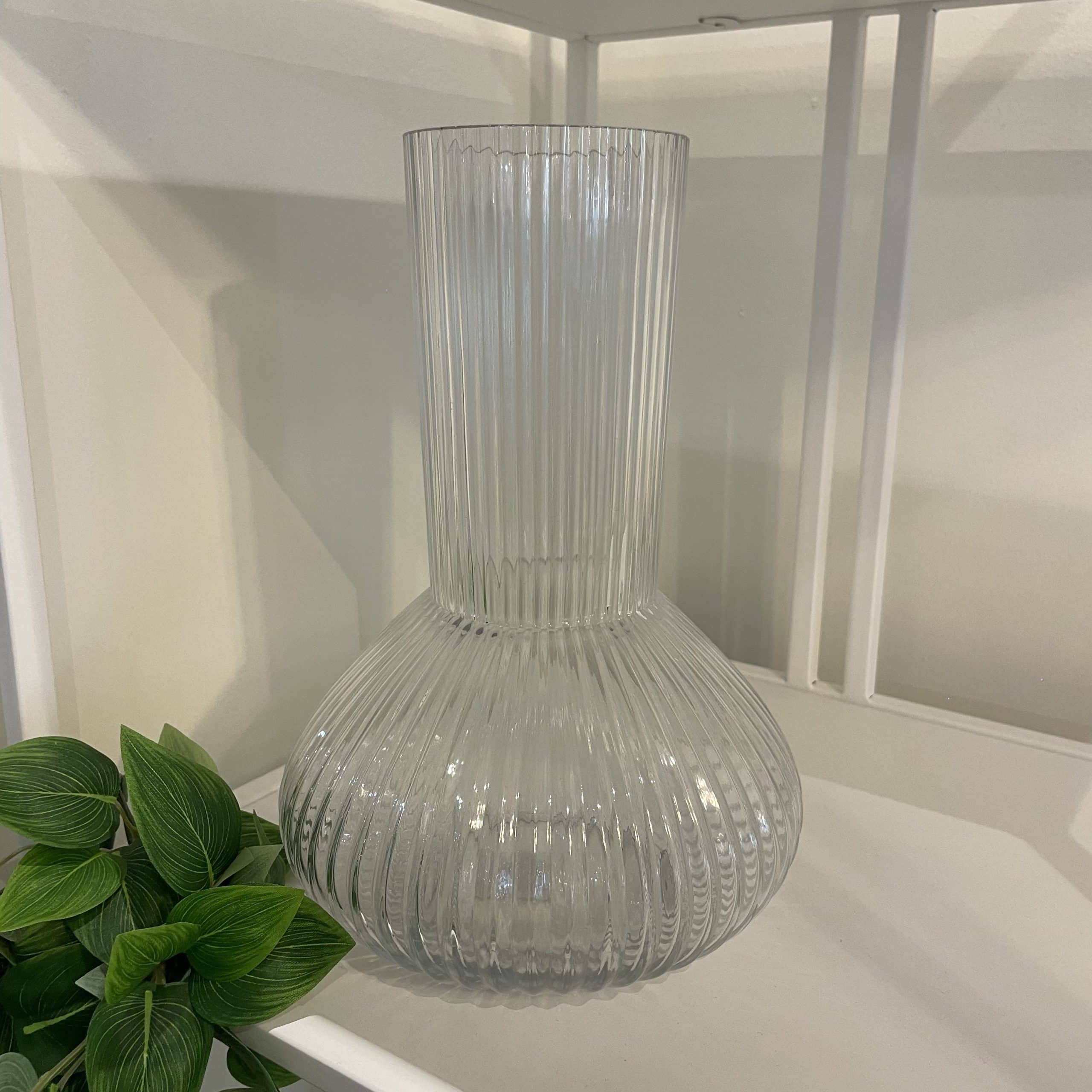 כד זכוכית פסים אמצע רחב דגם איקו כד זכוכית פסים אמצע רחב דגם איקו