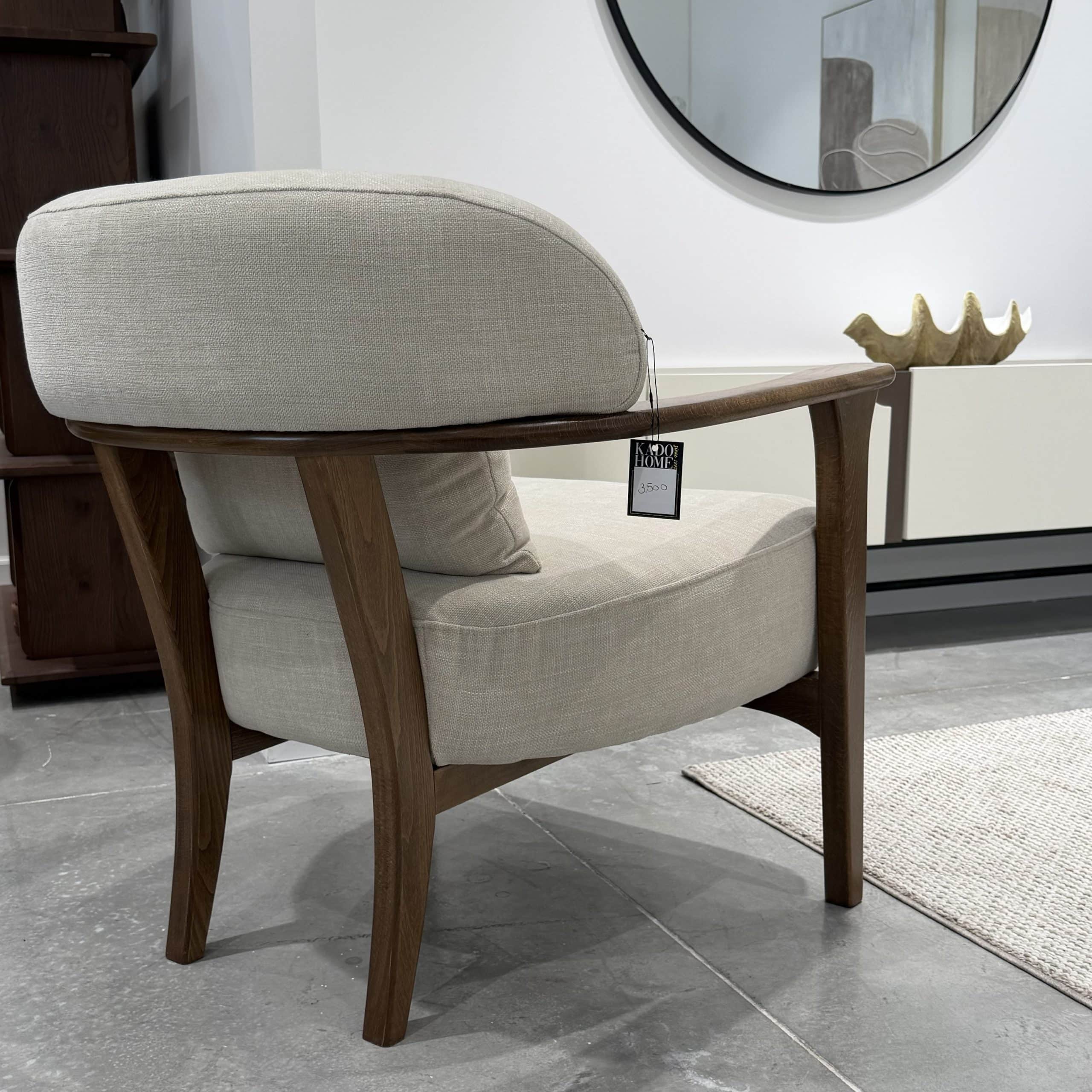 כורסא מעוצבת ידיות עץ דגם אופל | בעיצוב אישי כורסא מעוצבת ידיות עץ דגם אופל | בעיצוב אישי