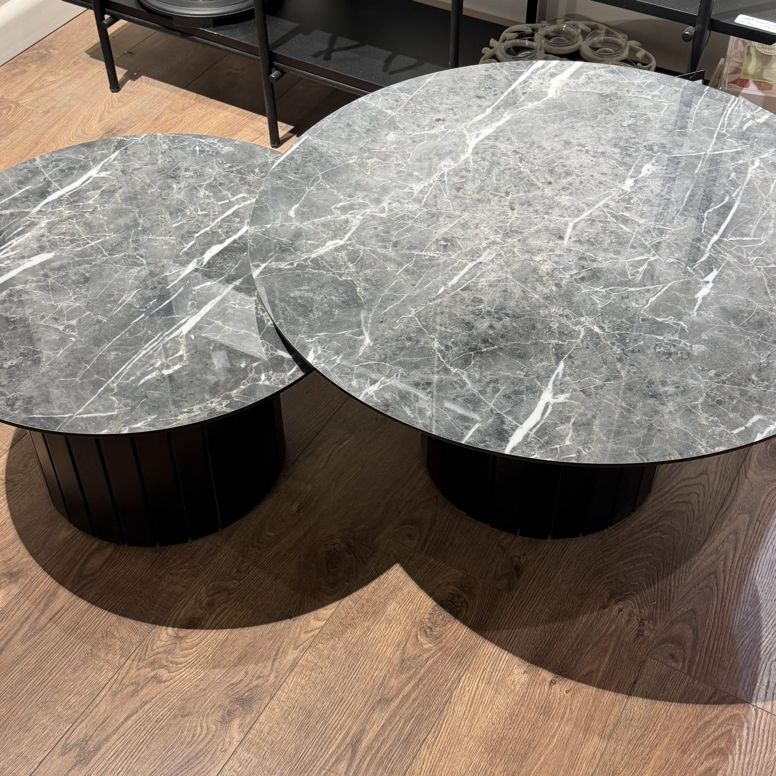 סט שולחנות סלון דגם אלמוג פלטה פורמייקה אפורה | חיסול מתצוגה! סט שולחנות סלון דגם אלמוג פלטה פורמייקה אפורה | חיסול מתצוגה!