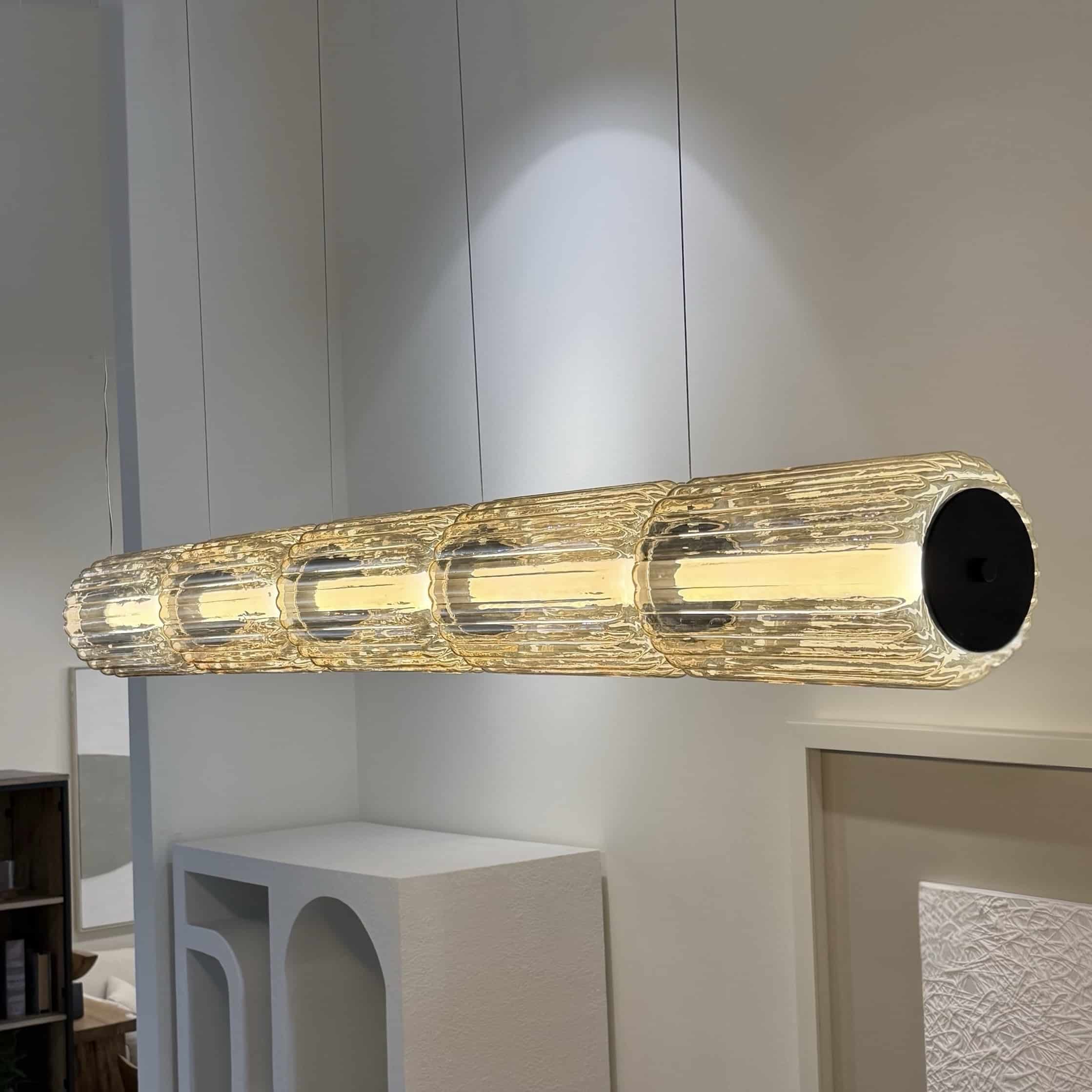 מנורת תליה צינור יוקרתית 5 זכוכיות אמבר 1.56 ס״מ דגם פלור מנורת תליה צינור יוקרתית 5 זכוכיות אמבר 1.56 ס״מ דגם פלור